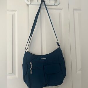 Baggallini Dark Blue Shoulder Bag